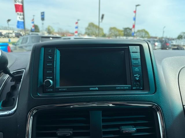 Used 2016 Dodge Grand Caravan R/T FWD image 23