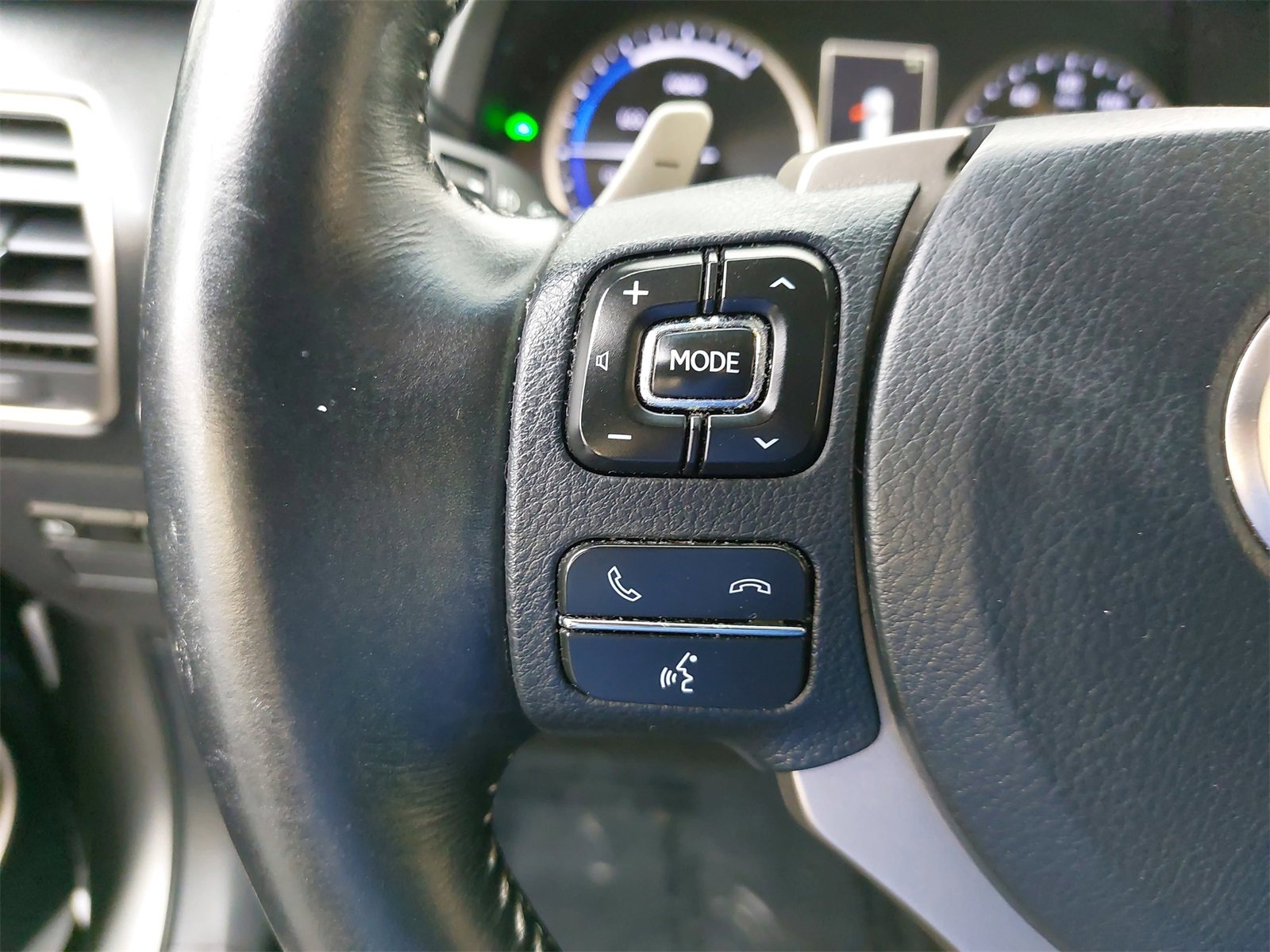 Used 2019 Lexus NX 300h 300h image 18