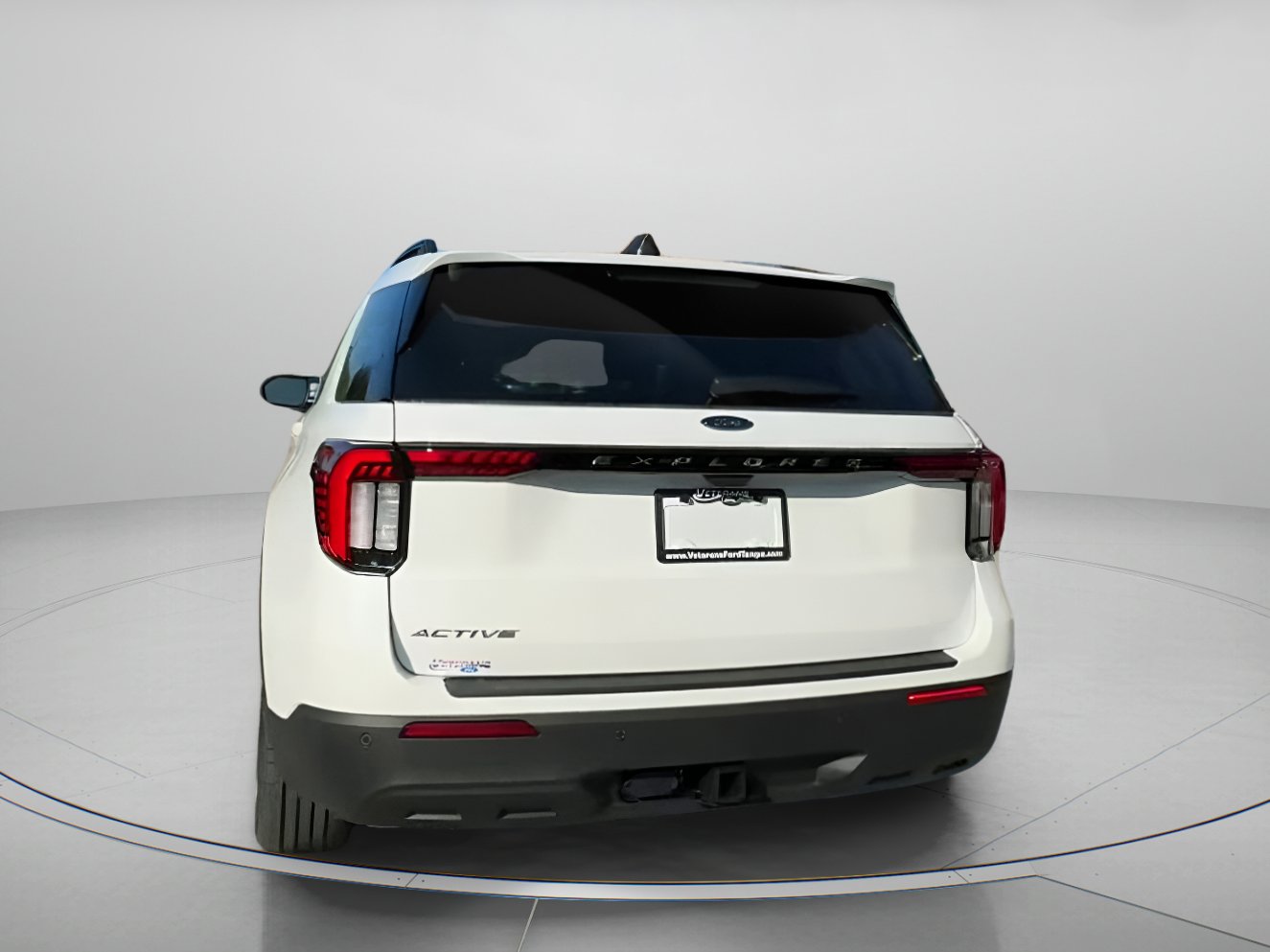 New 2026 Ford Explorer Active RWD image 27