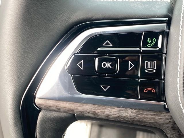 New 2025 Jeep Grand Cherokee Overland w/ Adv Protech Group III image 18