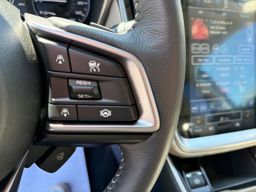 Used 2025 Subaru Outback Limited image 18