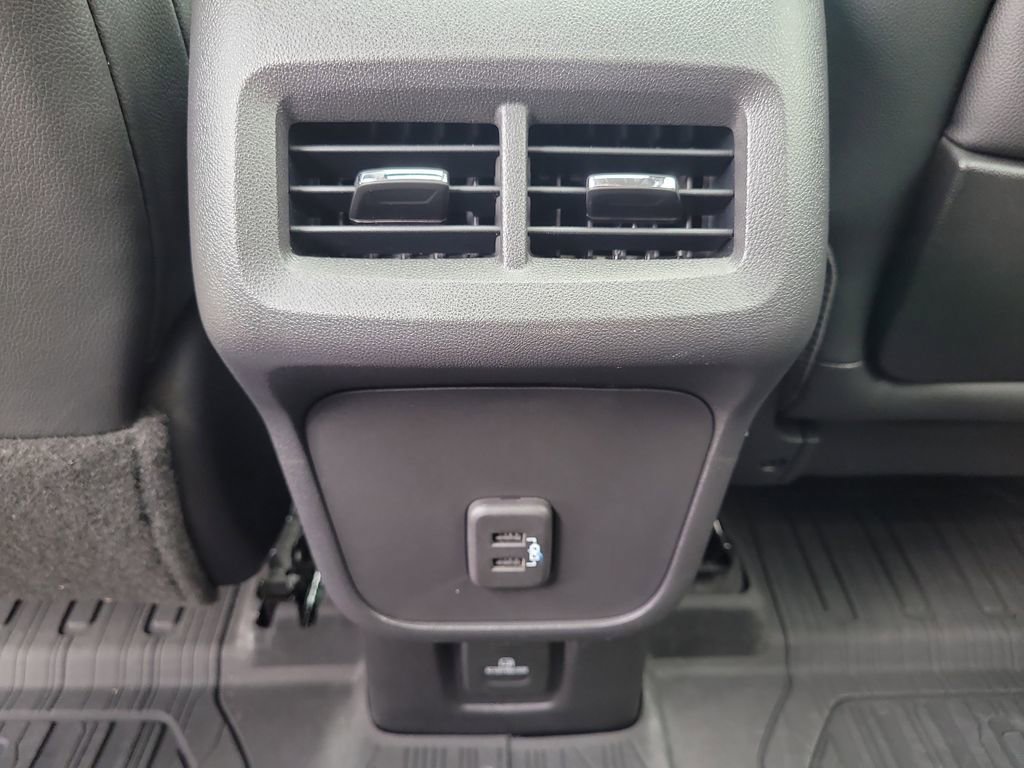 Used 2022 GMC Terrain SLT w/ Infotainment Package II image 14