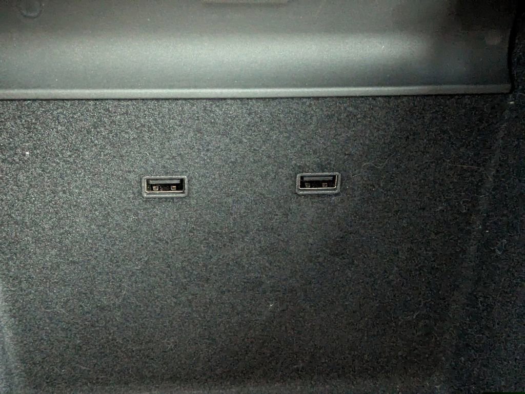 Used 2018 Tesla Model 3 Long Range image 24