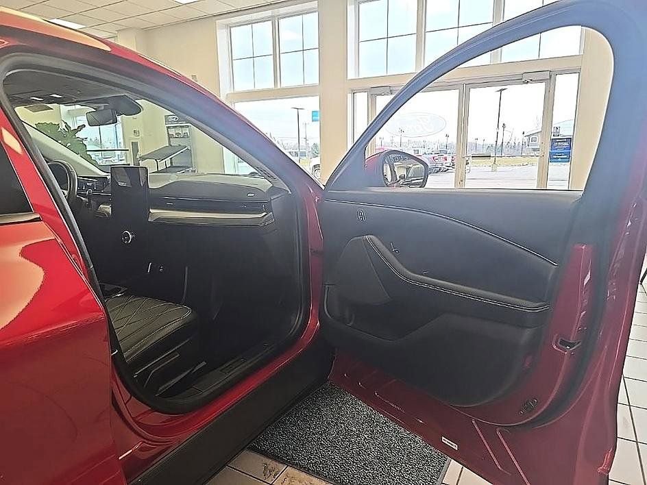 Used 2021 Ford Mustang Mach-E Select w/ Comfort/Appearance Package image 37