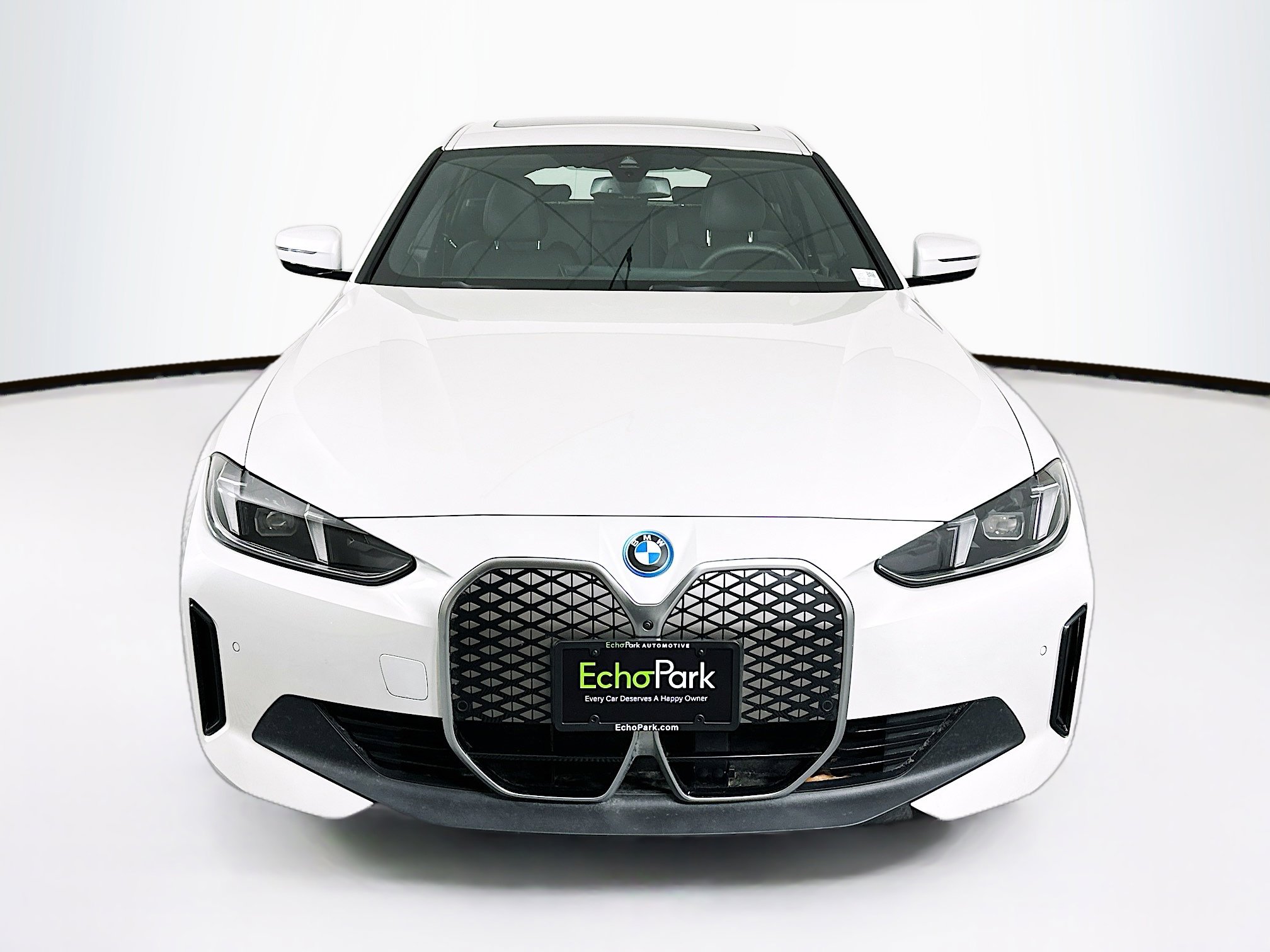 Used 2025 BMW i4 xDrive40i image 2