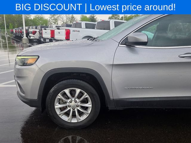 Used 2019 Jeep Cherokee Latitude w/ Cold Weather Group AWD/4WD image 18