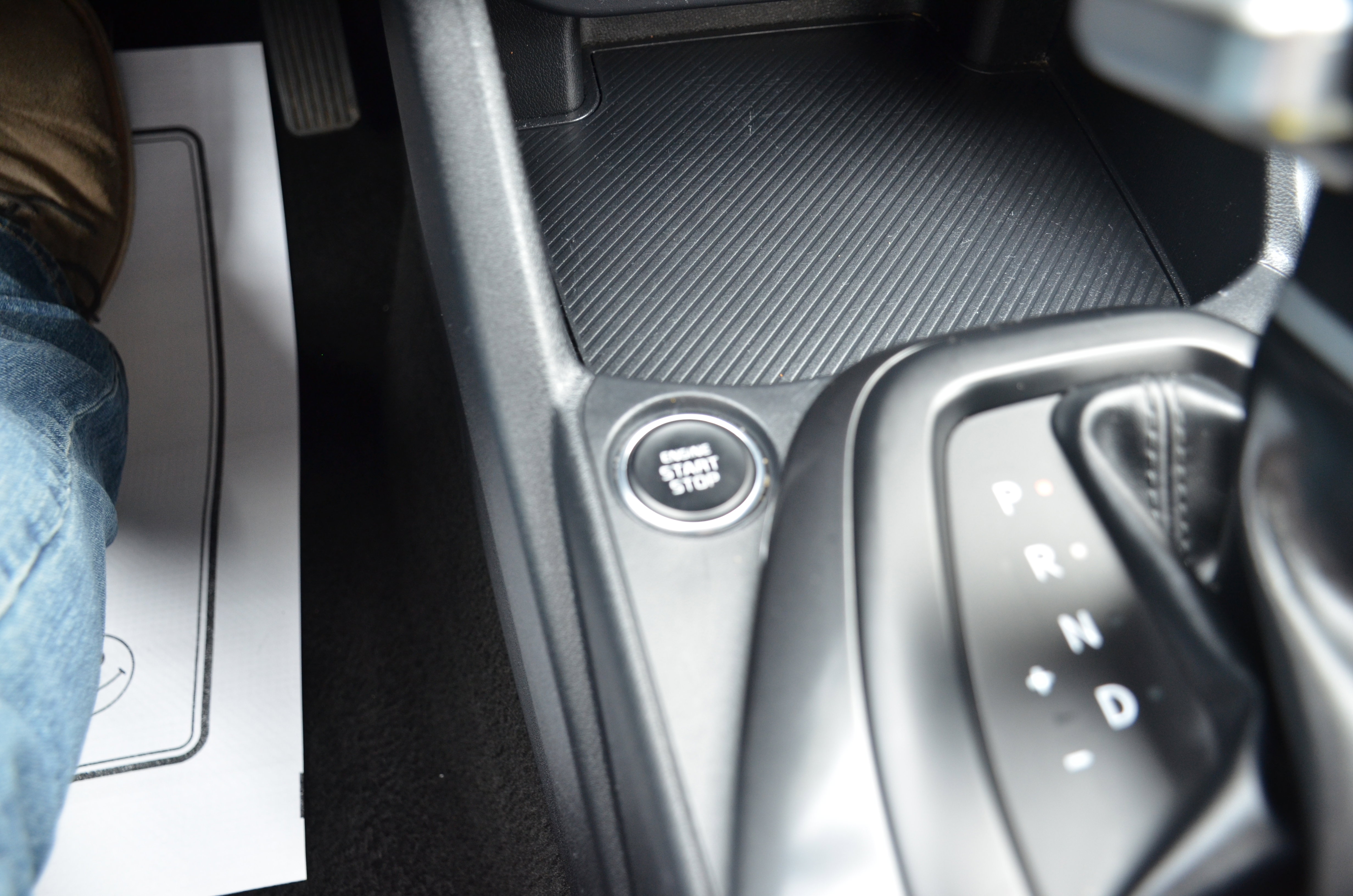 Used 2025 Kia K4 FWD image 45