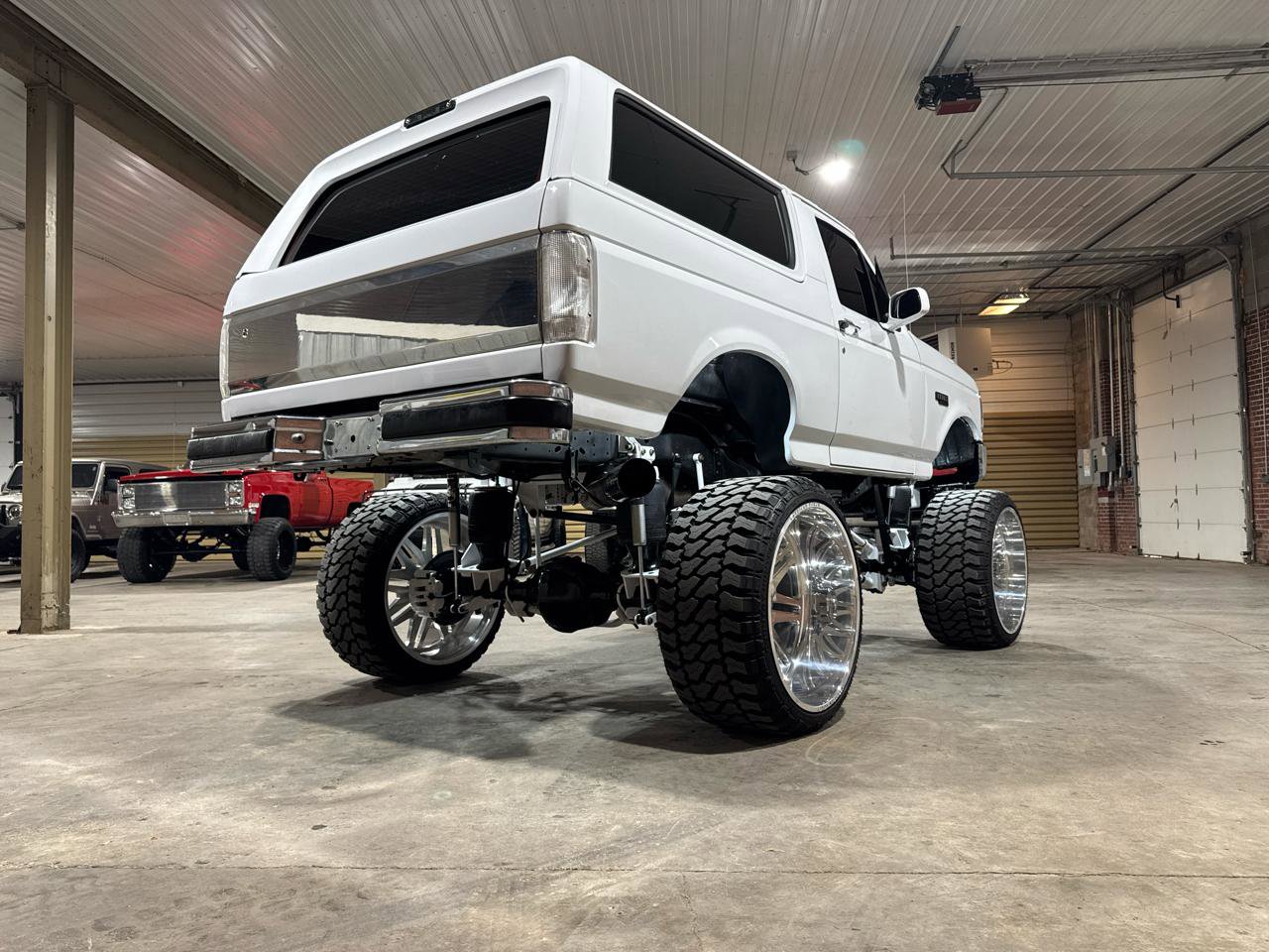 Used 1994 Ford Bronco XLT image 32