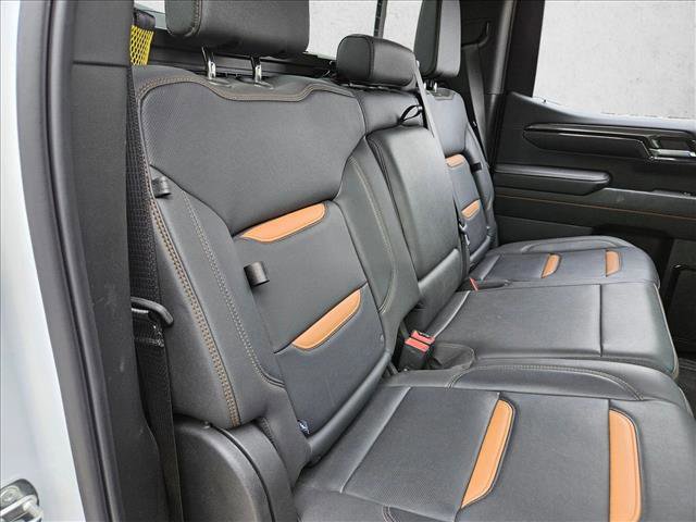Used 2024 GMC Sierra 1500 AT4 w/ Technology Package image 21