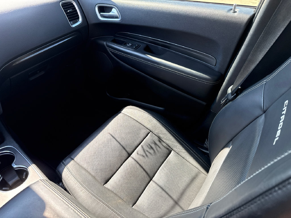 Used 2018 Dodge Durango Citadel w/ Technology Group RWD image 15