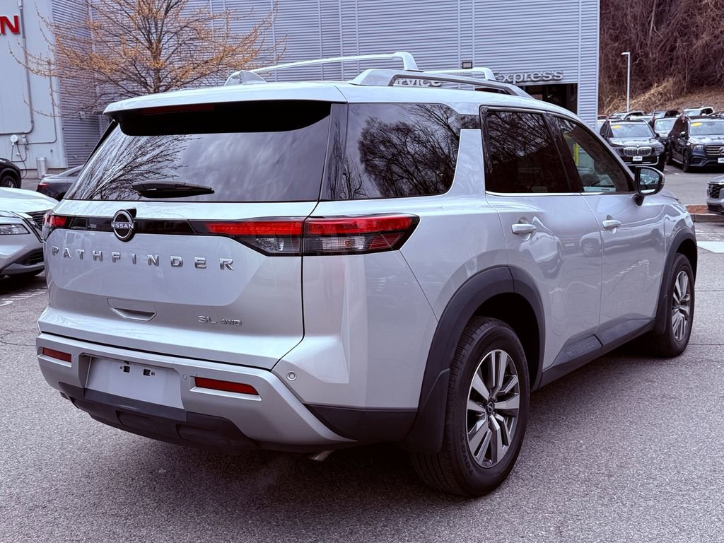 Used 2023 Nissan Pathfinder SL image 6