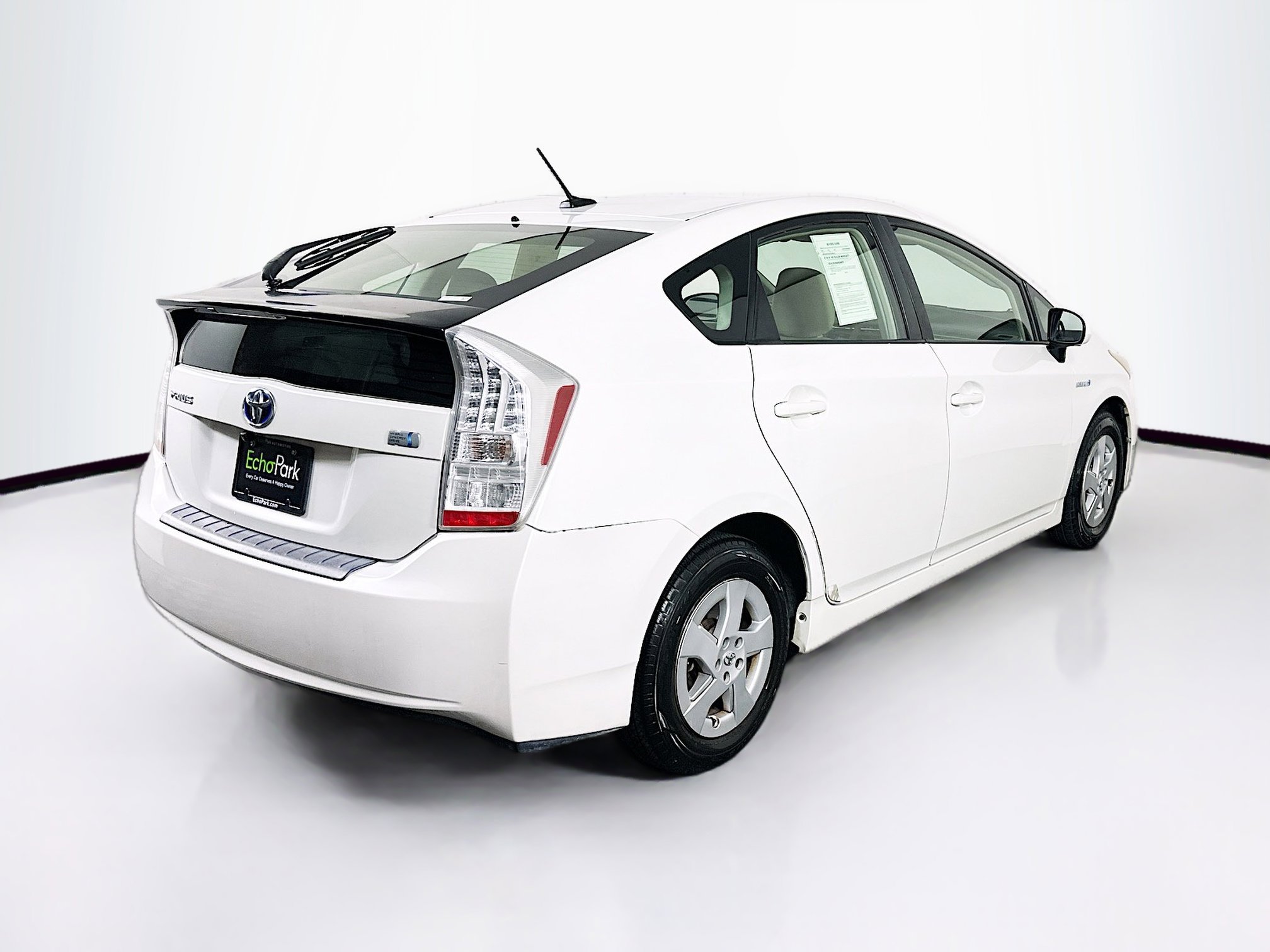 Used 2010 Toyota Prius One image 9