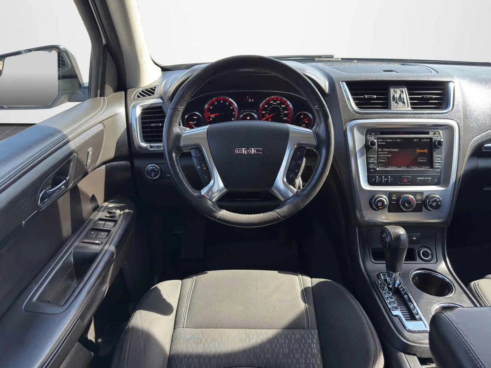 Used 2014 GMC Acadia SLE image 13