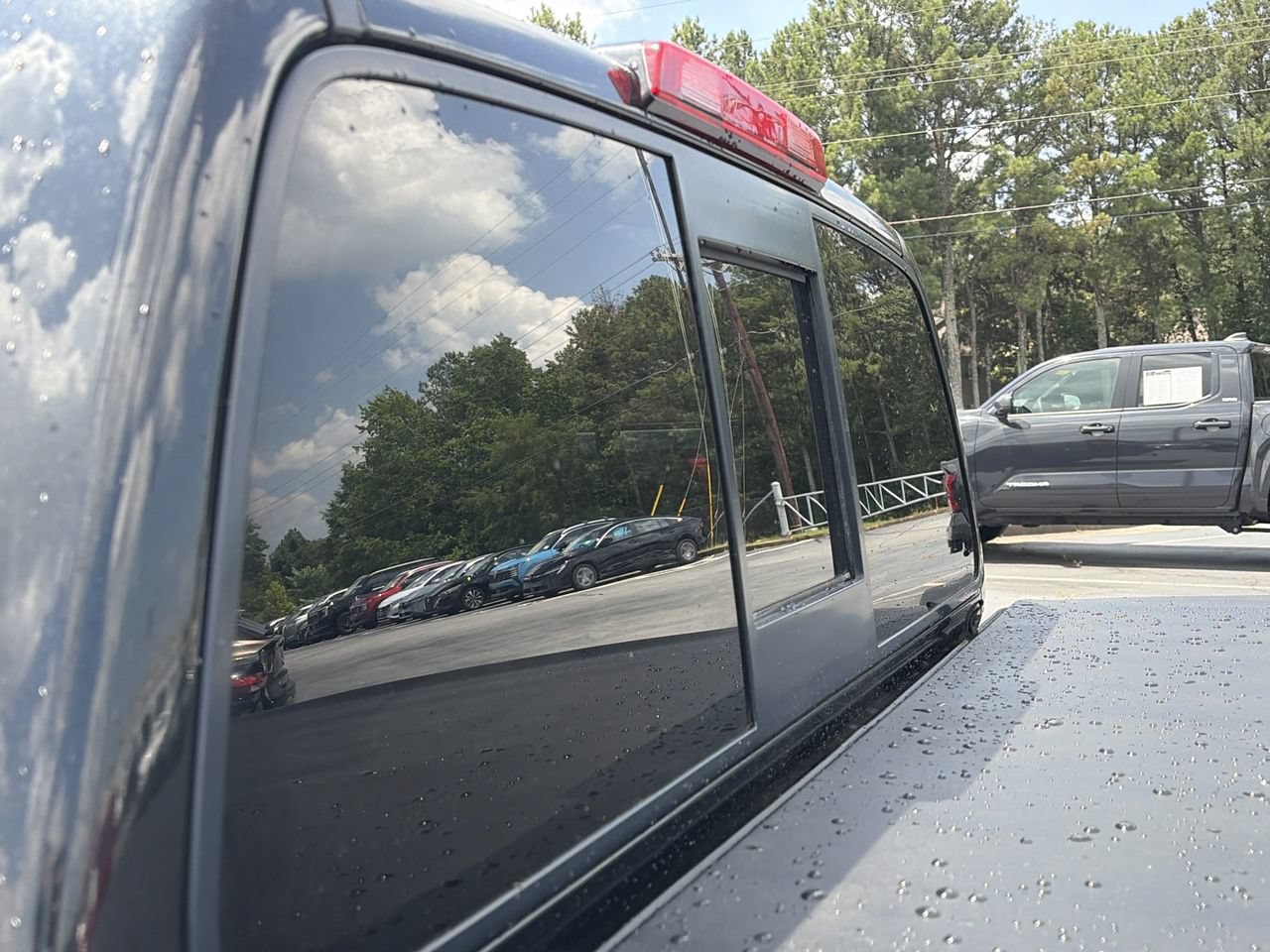 Used 2019 Nissan Frontier SV RWD image 10