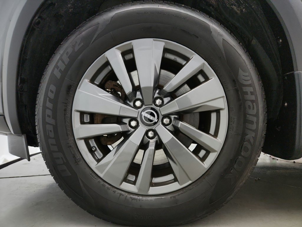 Used 2022 Nissan Pathfinder SV w/ SV Premium Package AWD/4WD image 36