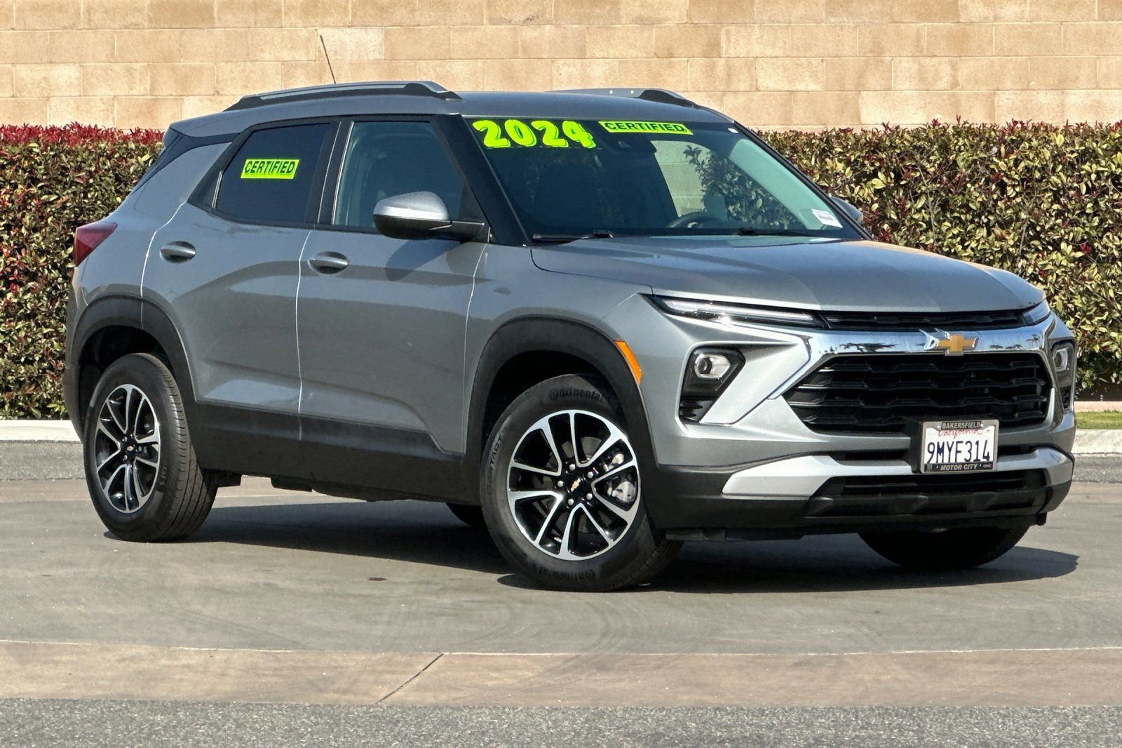 Certified 2024 Chevrolet TrailBlazer LT w/ Driver Confidence Package image 2