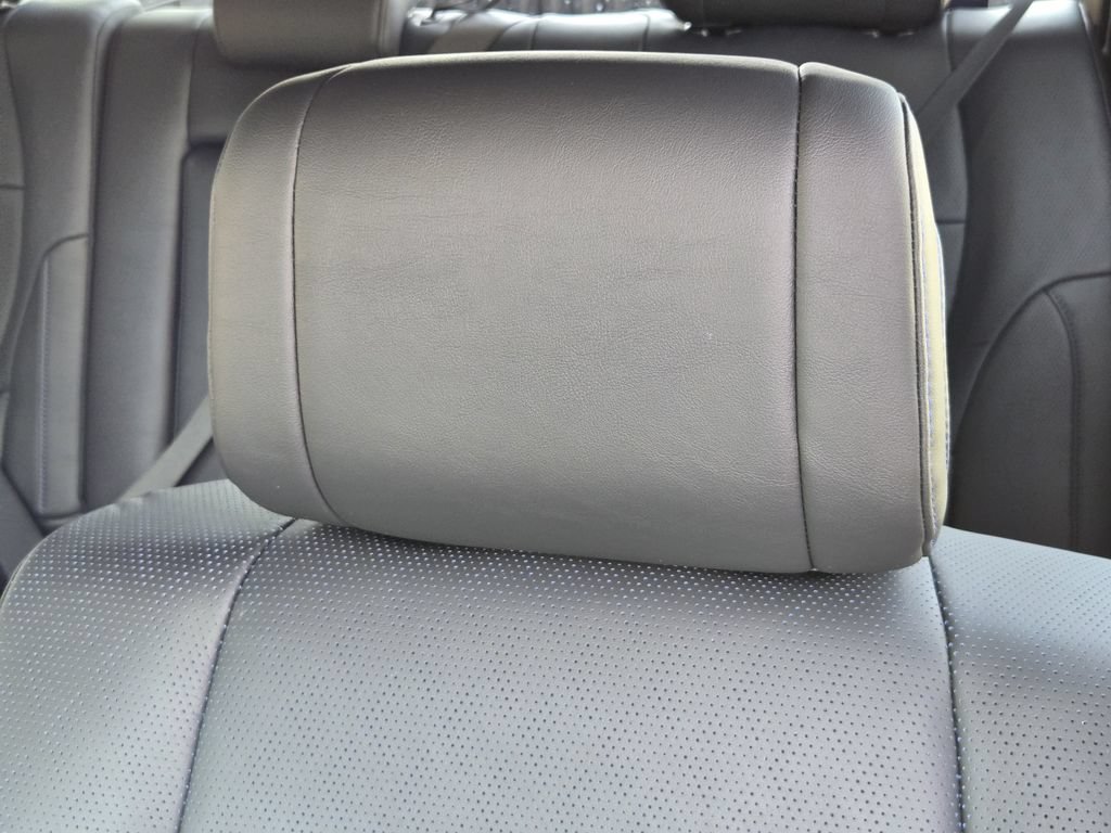 New 2026 Toyota Tundra Platinum AWD/4WD image 17