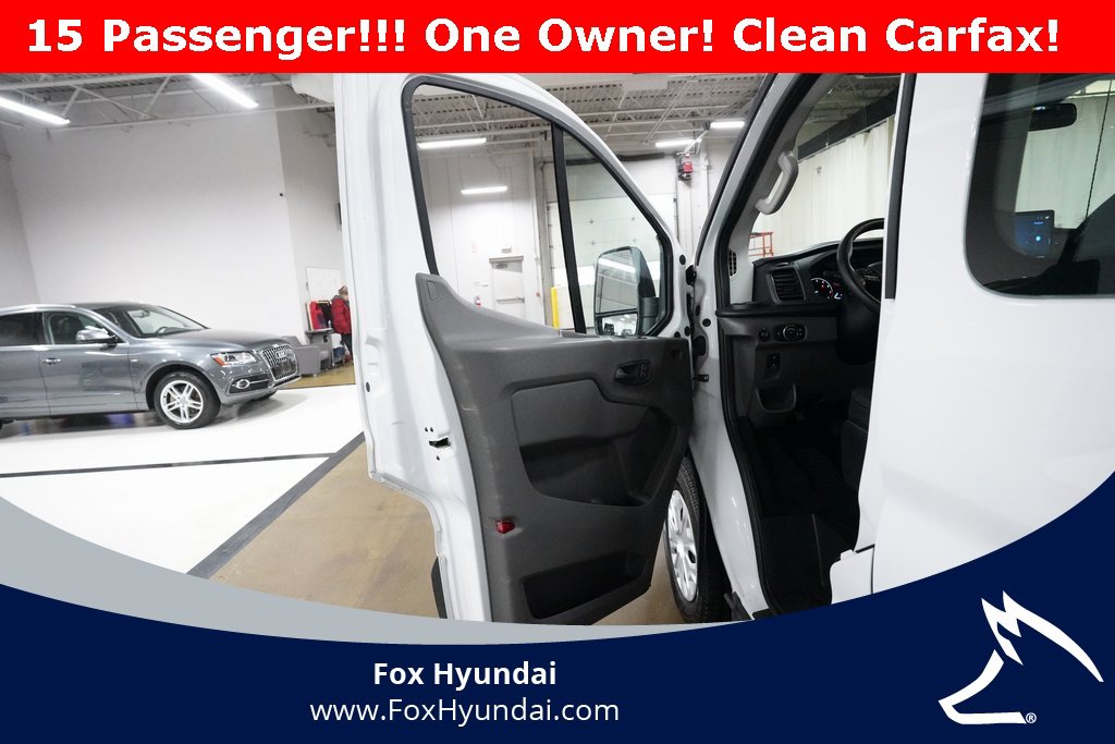 Used 2023 Ford Transit 350 XLT image 28