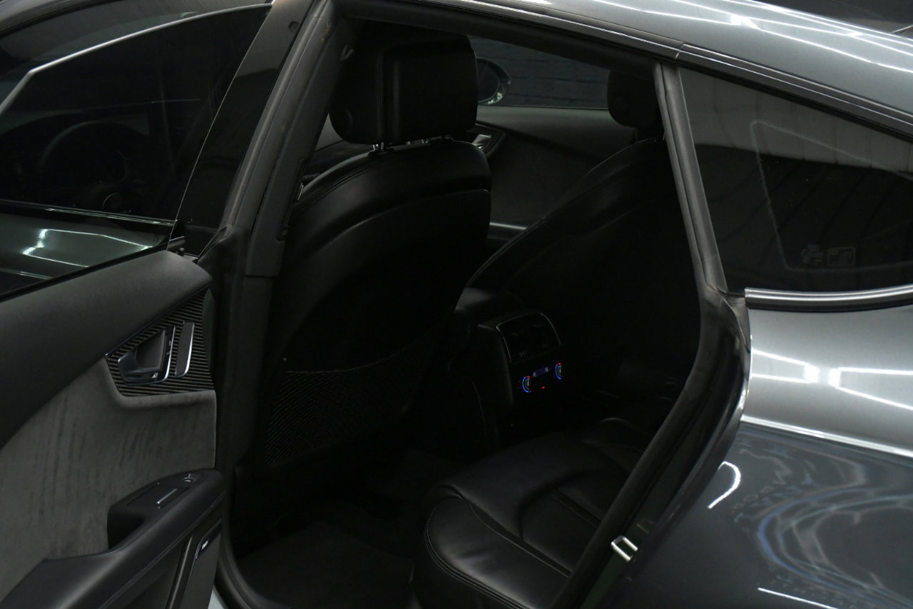 Used 2017 Audi RS 7 Performance w/ Driver Assistance Package image 36