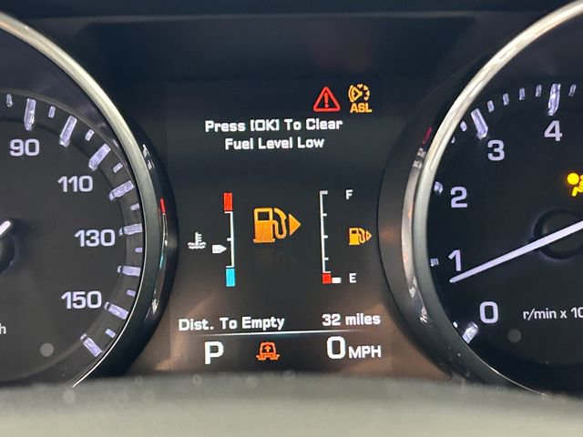 Used 2015 Land Rover Range Rover Sport Supercharged image 19