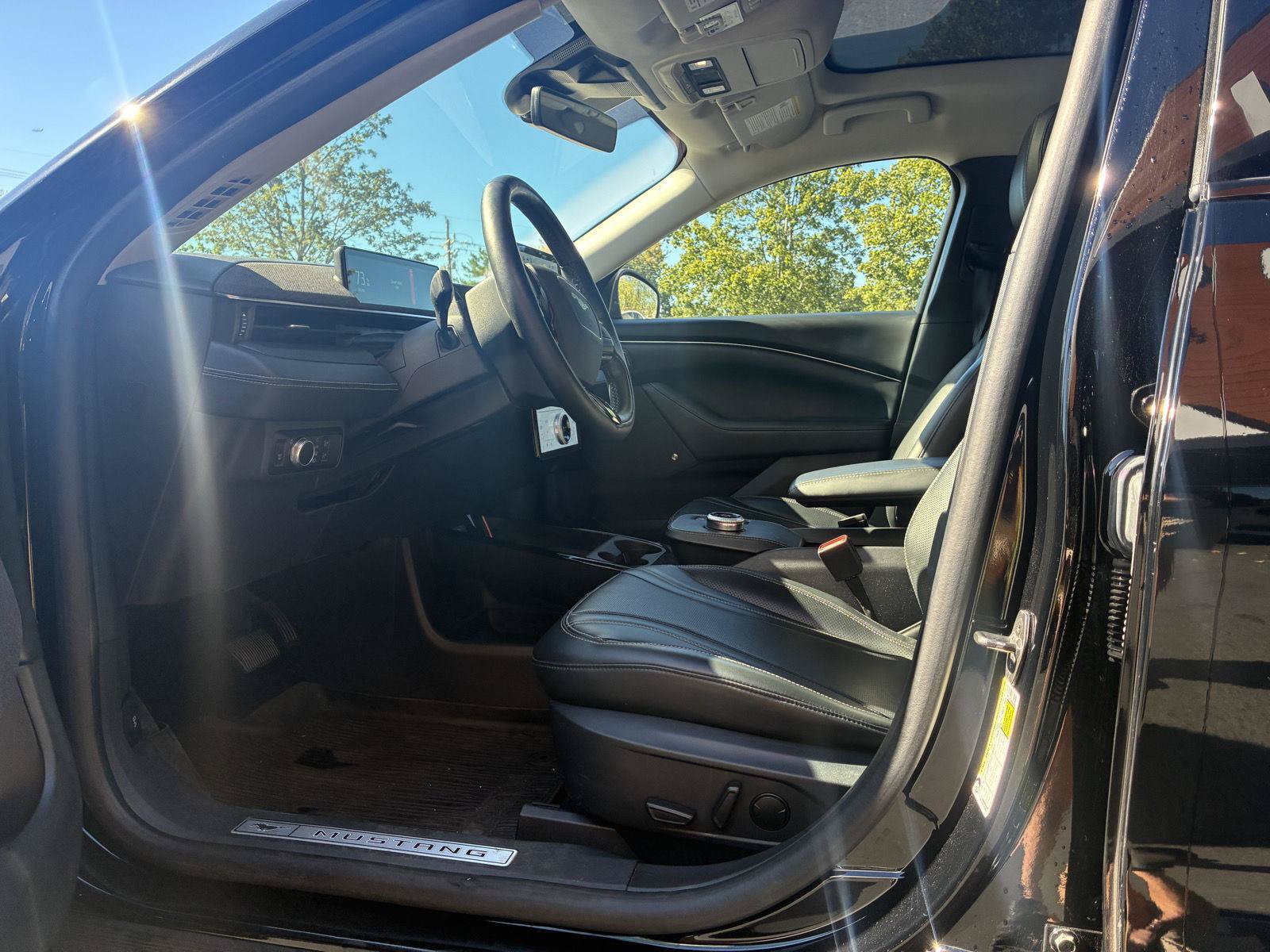 Used 2021 Ford Mustang Mach-E Premium RWD image 21