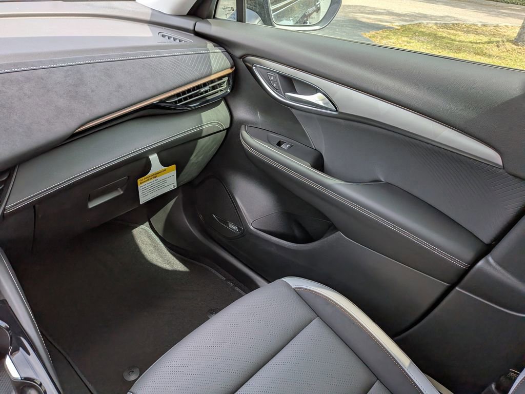 New 2026 Buick Envision Sport Touring image 18