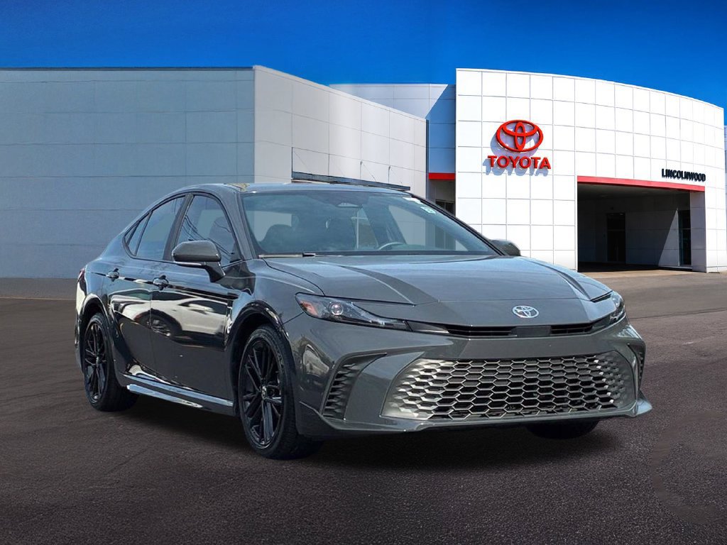 Used 2025 Toyota Camry SE FWD image 7