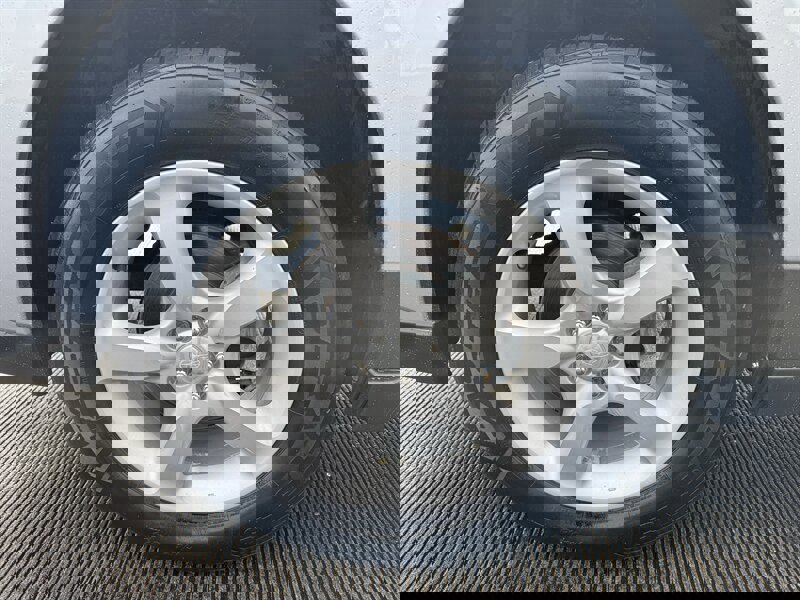 Used 2012 Subaru Outback 2.5i Premium image 10