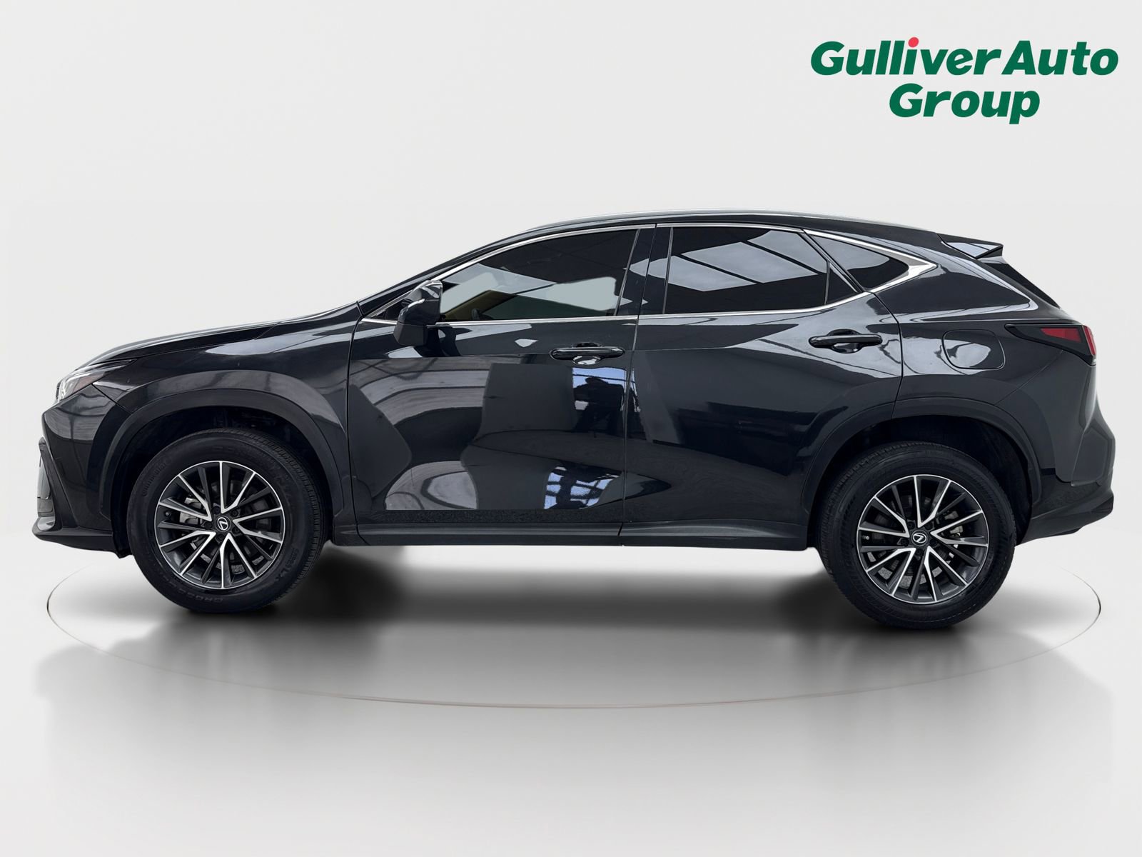 Used 2023 Lexus NX 250 FWD w/ Towing Package (2000 Lbs) image 3