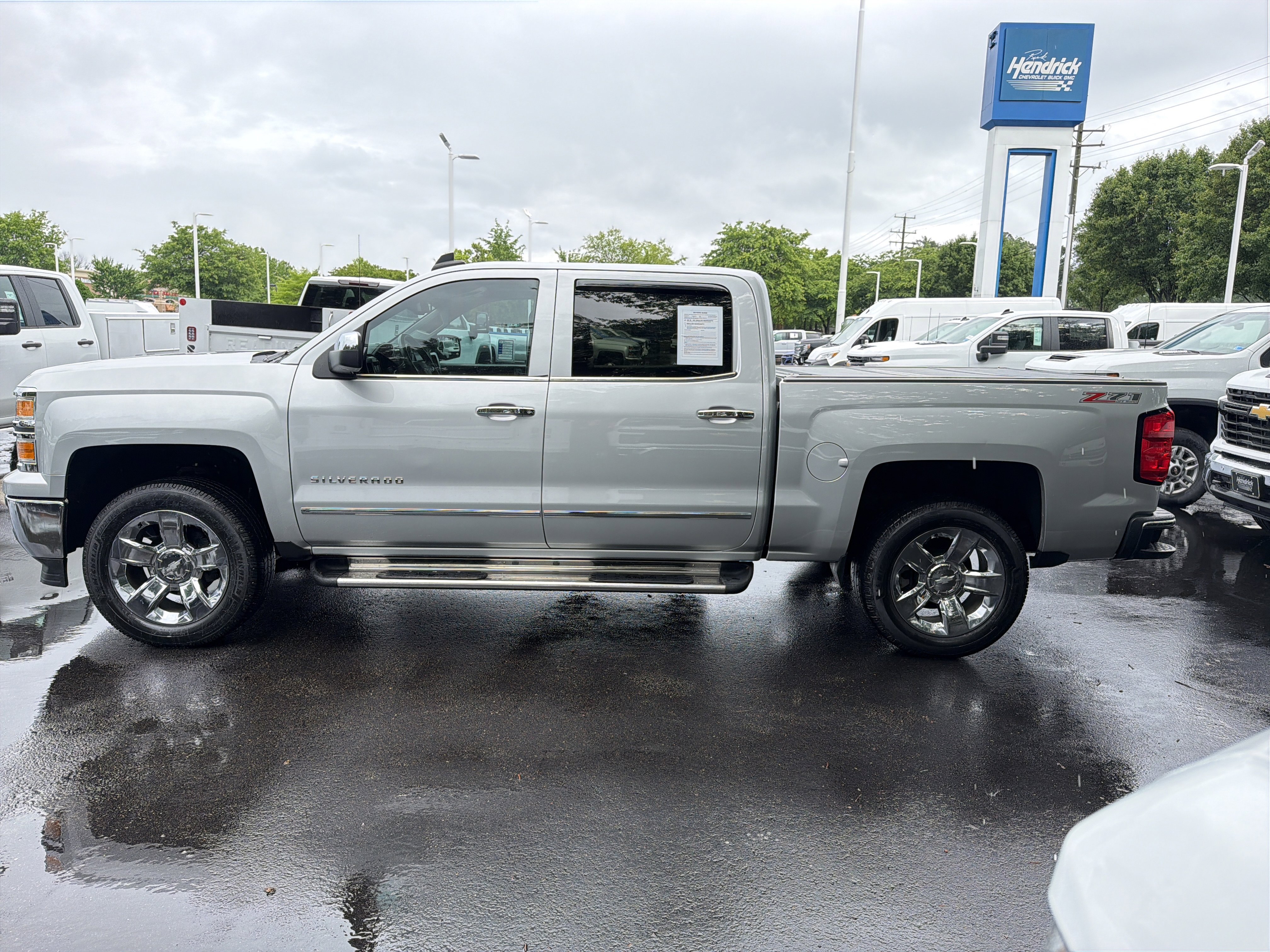 Used 2015 Chevrolet Silverado 1500 LTZ Z71 w/ Driver Alert Package AWD/4WD image 7