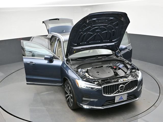 Used 2023 Volvo XC60 B5 Ultimate w/ Climate Package image 52