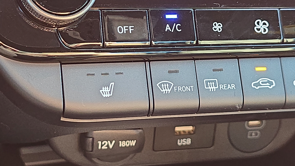 New 2026 Hyundai Elantra SEL Sport FWD image 32