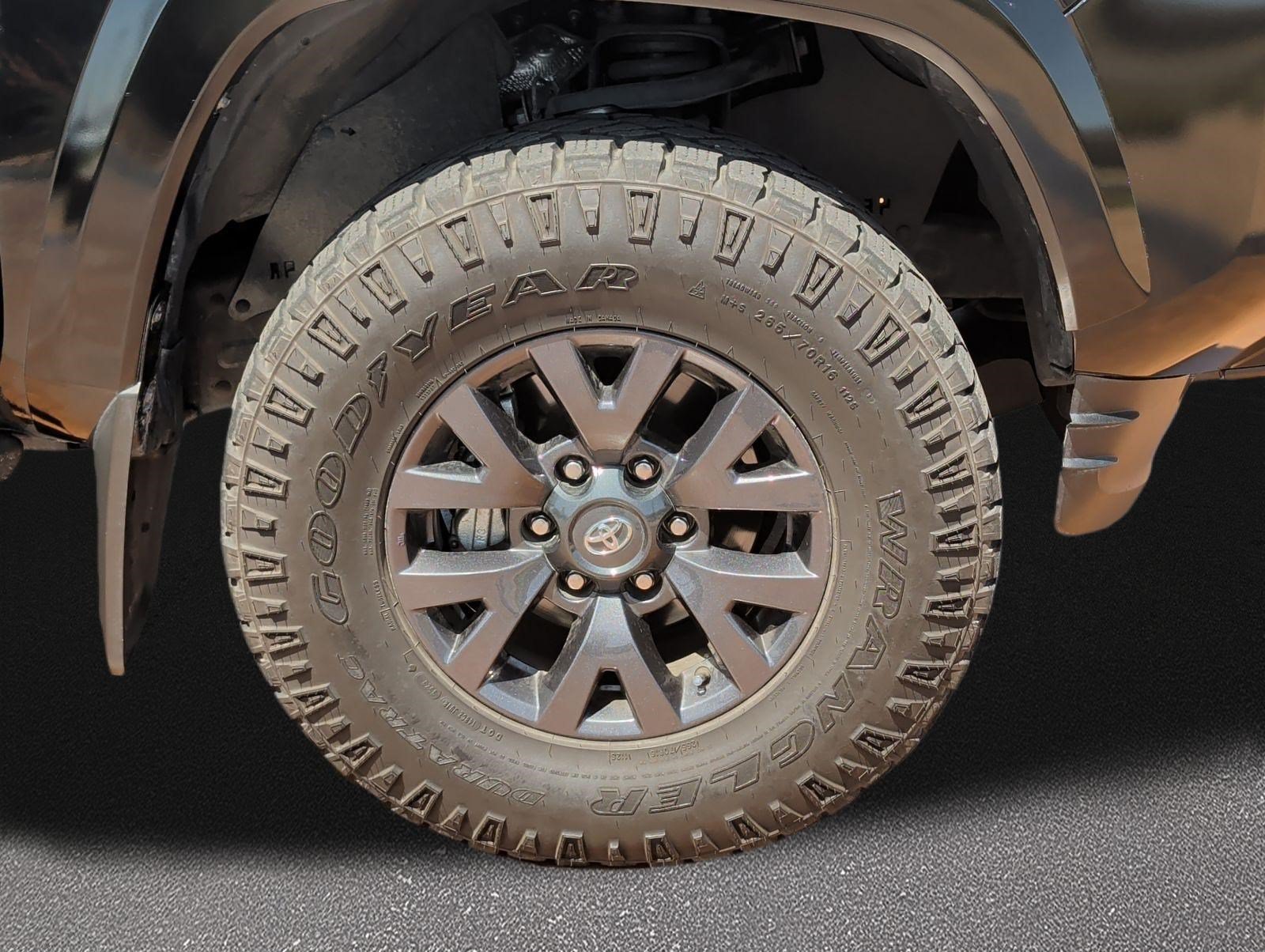 Used 2023 Toyota Tacoma SR5 RWD image 7