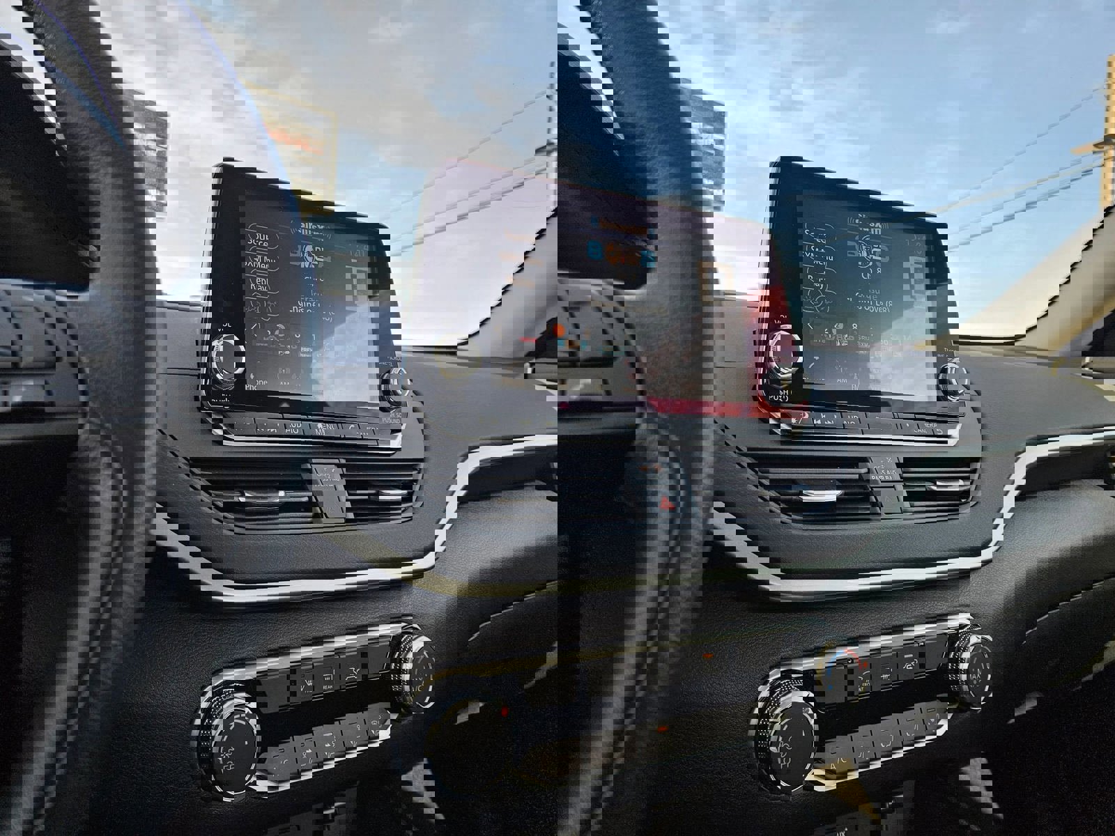 Used 2025 Nissan Altima 2.5 S image 16