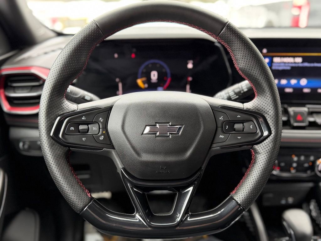 Used 2024 Chevrolet TrailBlazer RS w/ Driver Confidence Package image 9