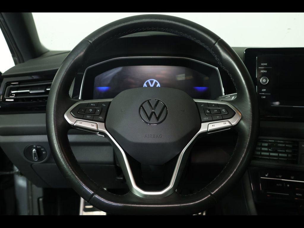 Used 2025 Volkswagen Jetta Sport FWD image 22