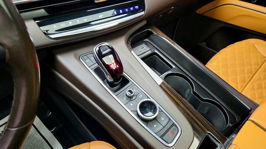 Used 2021 Cadillac Escalade Sport w/ Driver Assist Tech Package image 17