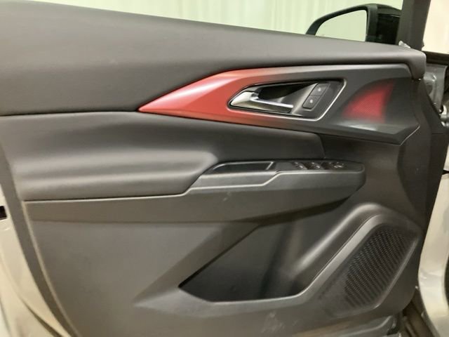 New 2026 Chevrolet Equinox EV RS image 9