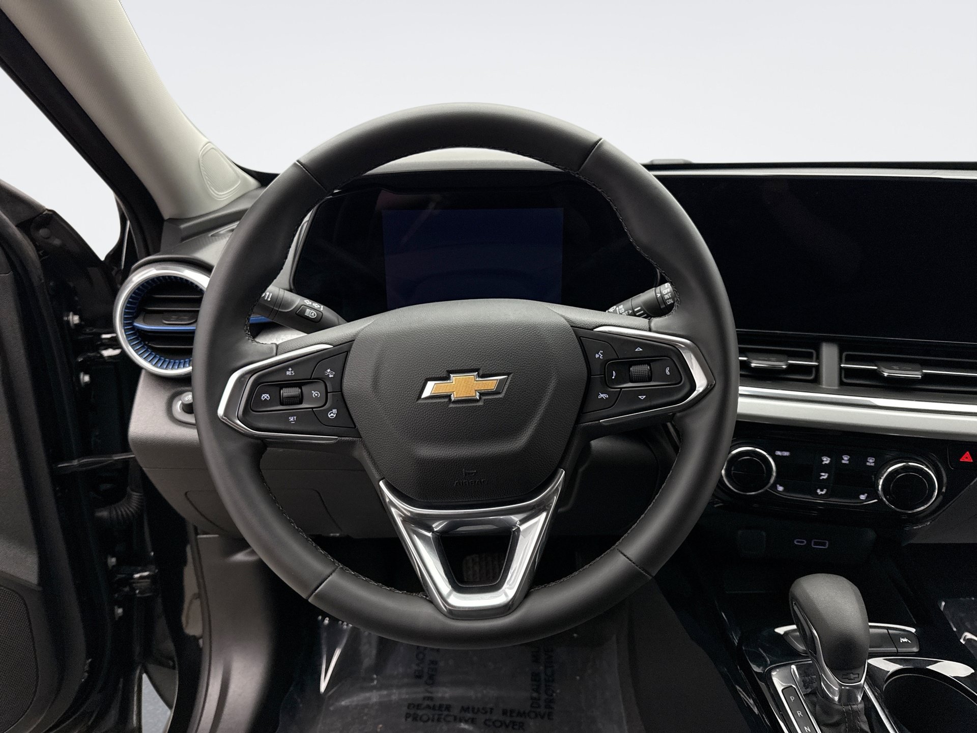 Used 2026 Chevrolet Trax LT w/ Driver Confidence Package FWD image 14