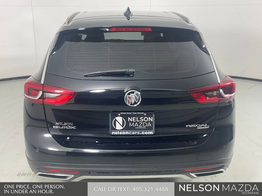 Used 2018 Buick Regal Essence w/ Driver Confidence Package #1 AWD/4WD image 7