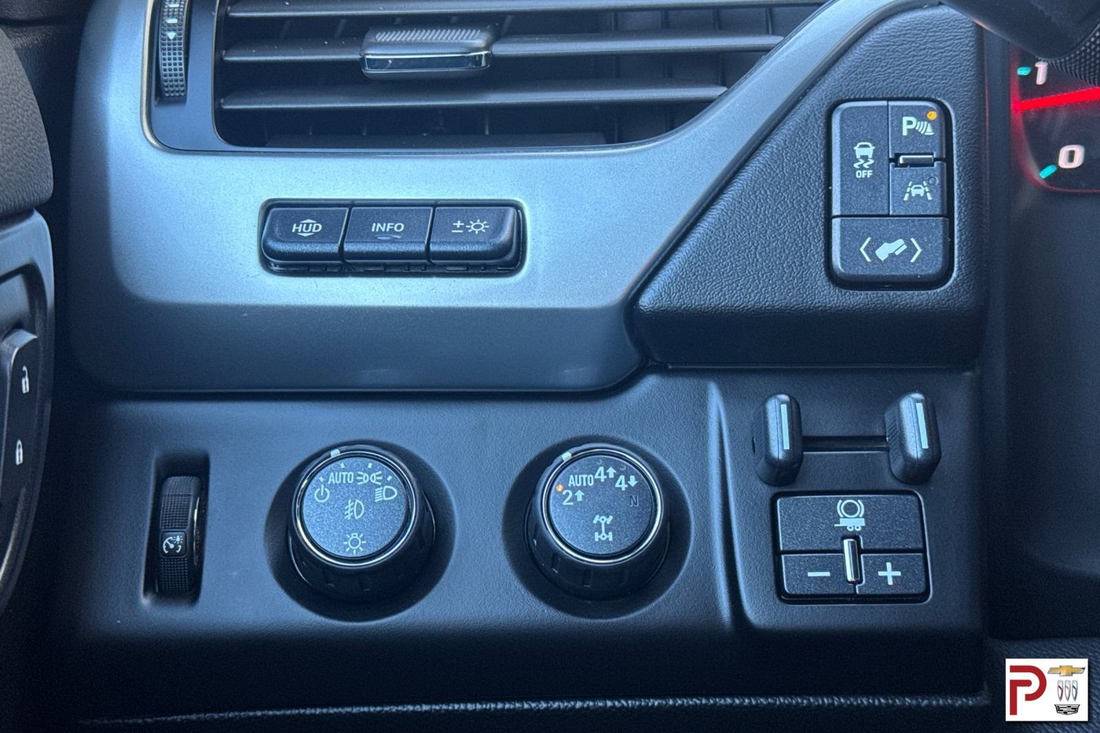 Certified 2020 Chevrolet Tahoe Premier w/ 6.2L Performance Package image 38