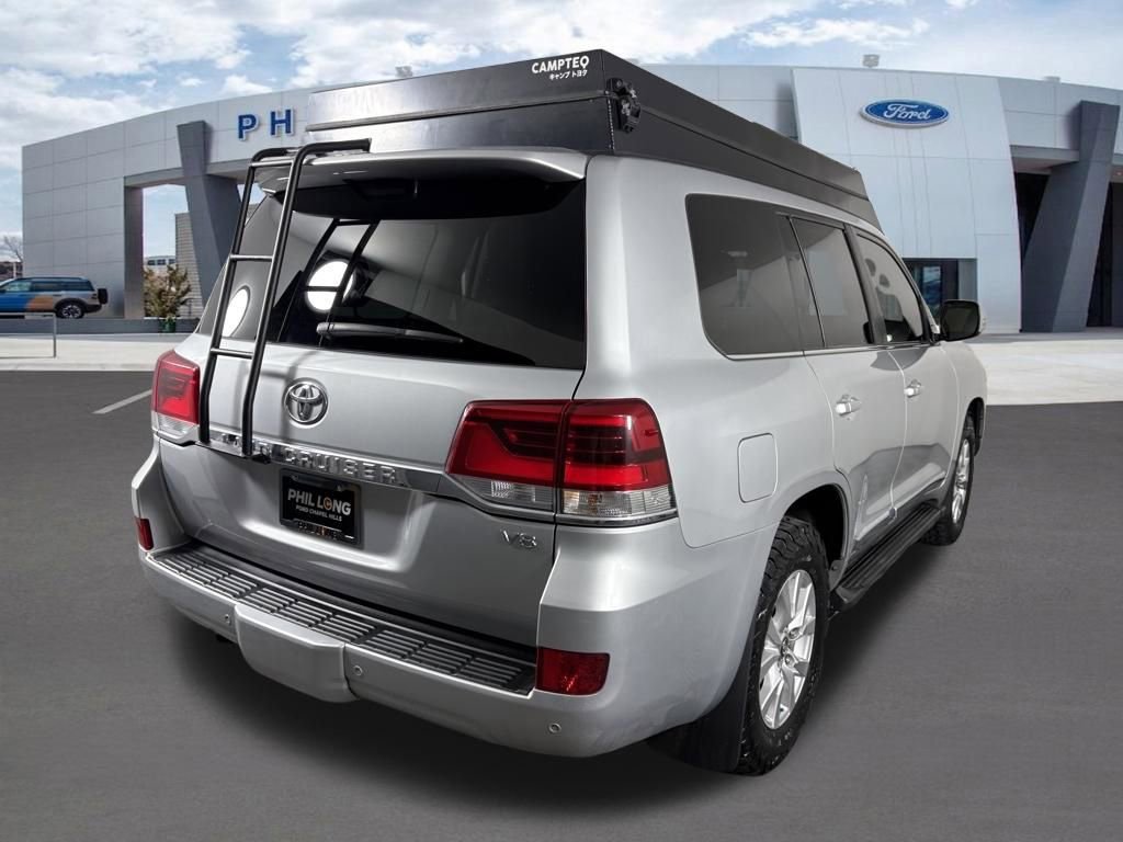 Used 2016 Toyota Land Cruiser image 7