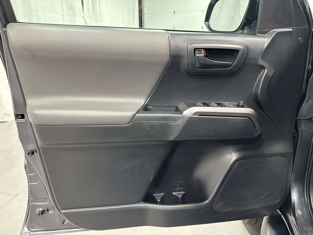 Used 2023 Toyota Tacoma SR5 image 8