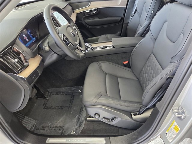 Certified 2025 Volvo XC90 B5 Plus image 14