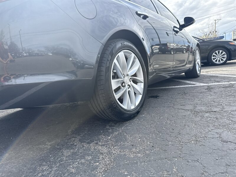 Used 2014 Buick Regal Premium FWD image 5