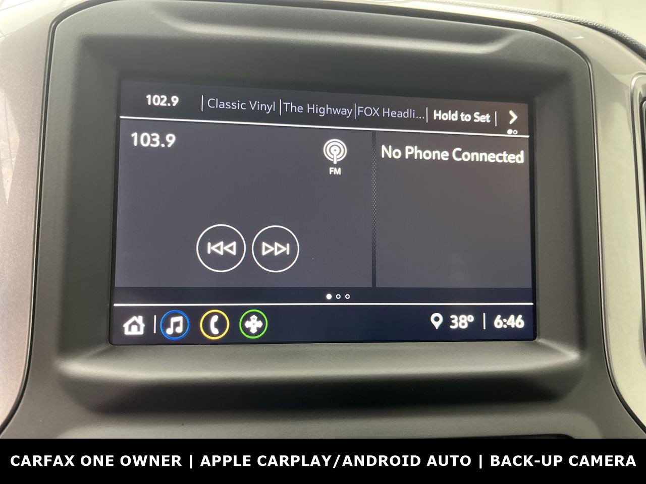 Used 2025 Chevrolet Silverado 2500 Custom w/ Custom Value Package image 19