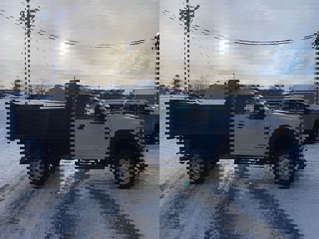 Used 2018 Ford F550 XL image 6