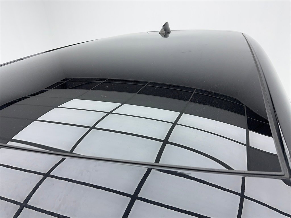 Used 2023 Land Rover Range Rover Evoque R-Dynamic SE image 13