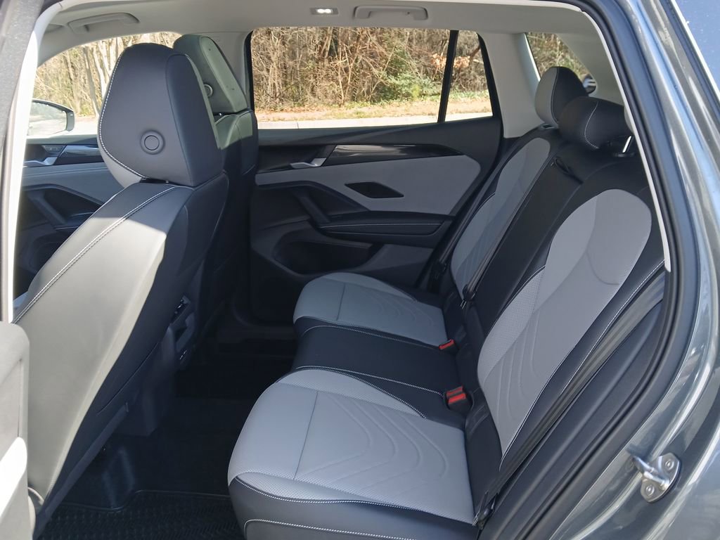 New 2026 Volkswagen Tiguan SE image 24