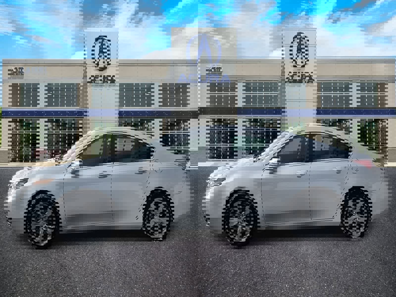 Used 2013 Acura TL SH-AWD image 2